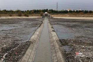 بازدید خبرنگاران از روند لایروبی نیروهای خدمات شهری شهرداری تهران