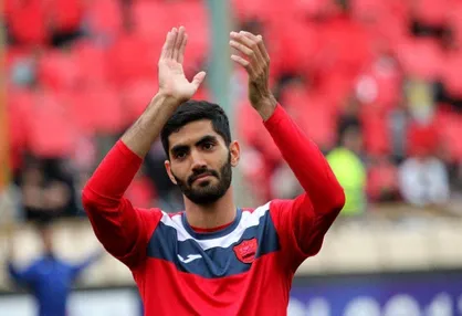محمد انصاری در پرسپولیس می&zwnj;ماند؟
