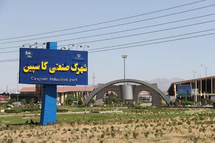 پاسخ عجیب وزارت صمت؛ رفع مشکل چند صد کارخانه بعد از گذشت ۳ سال همچنان در دستور کار دولت!