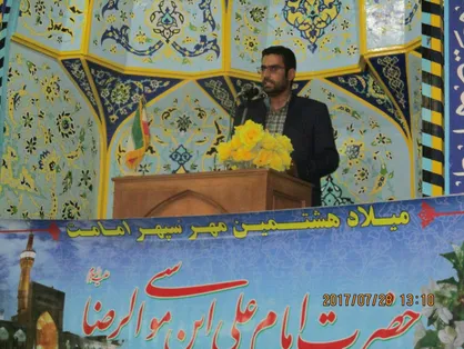 بهروز مهربان در نماز جمعه حبیب&zwnj;آباد اصفهان سخنرانی می&zwnj;کند