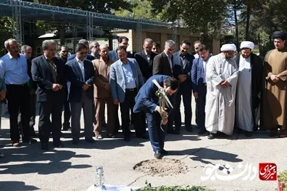 دانشجوها داوطلبانه فضاسازی مراسم استقبال را انجام دادند/ حضور پیکر پاک شهدای گمنام در دانشگاه فرهنگیان ضروری است