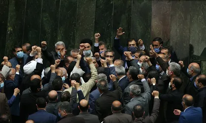 صفر تا صد طرح نابودی اسرائیل در مجلس / بی&zwnj;تجربگی که گزک دست مخالفین می&zwnj;دهد