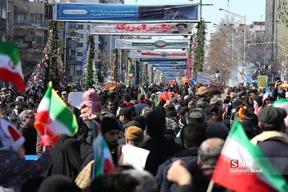 مردم گرد هم می&zwnj;آیند تا با آرمان&zwnj;های انقلاب تجدید بیعت کنند/ نمایش دستاورد&zwnj;های دفاعی و نظامی کشور در میدان آزادی +فیلم