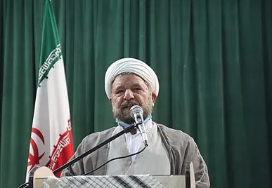 امام‌جمعه جیرفت: ملت ایران هرگز تسلیم آمریکا نمی‌شود