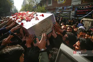 مراسم تشییع بسیجی شهید «محمد مهدی رضوان»