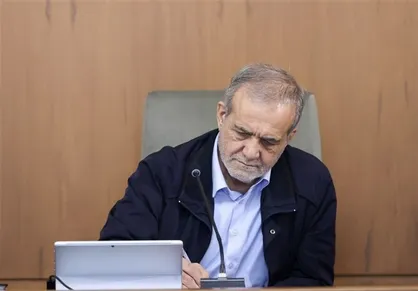 آرزوی سلامتی پزشکیان برای رهبر کاتولیک&zwnj;های جهان