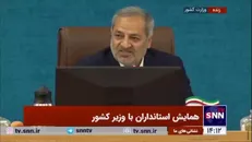 کاظمی: نوع نگاه آقای دکتر مومنی به مسائل فرهنگی و اجتماعی را می‌ستایم