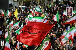 مراسم تشییع شهدای ناوگان دنا در میدان انقلاب تهران