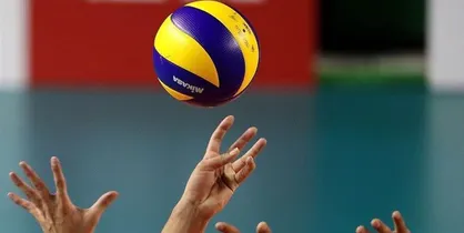 لیگ والیبال زنان و مردان به تعویق افتاد