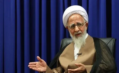 فیلسوف کسی است که توحیدی و خدامحور باشد