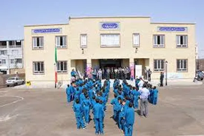 دولت نمی&zwnj;تواند هزینه مدارس را بدهد