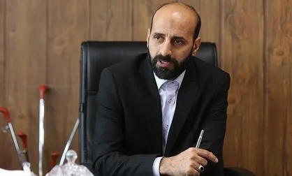 عرضه خارج از شبکه نهاده دامی در شهر کرد