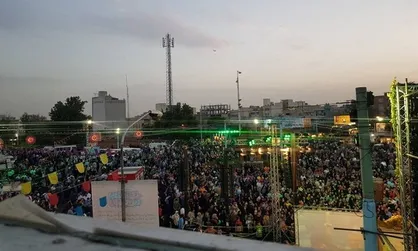 تقدیر از آرتین سرایداران و خواهرش در حاشیه اجتماع بزرگ امام رضایی&zwnj;ها