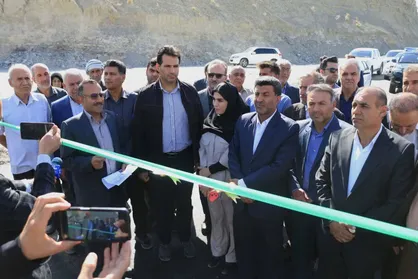 افتتاح طرح&zwnj;های هادی روستایی شهرستان دهلران