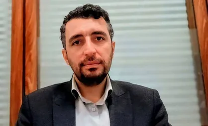 هوش مصنوعی و دگرگونی رفتار سازمانی؛ هشدار نسبت به تضعیف کرامت انسانی و هویت شغلی