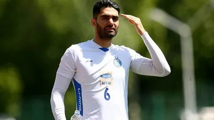 قطر اس&zwnj;سی هم علی کریمی را نمی&zwnj;خواهد!/ پیشنهاد ۳۰ میلیاردی ستاره آبی&zwnj;ها را به ایران باز می&zwnj;گرداند؟