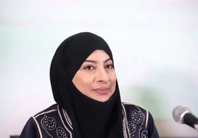 شاعر تونسی «خذونی أُنشد فی شوارع طهران» به ایران می‌آید