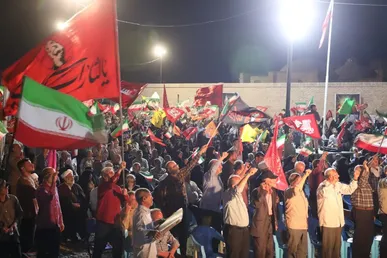 فریاد بلند مرگ بر آمریکا و مرگ بر اسرائیل مردم سمنان در شب ۲۱۲ اقتدار+فیلم