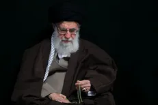 آیت‌الله خامنه‌ای مصمم به اقتدار ایران است/ سند چشم انداز ۵۰ ساله، ایران را به اوج جدیدی خواهد رساند