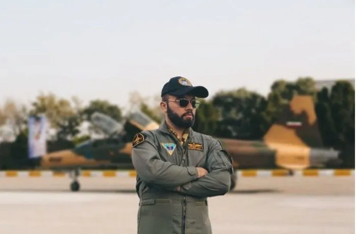 ببینید| پژواک فریاد زینب‌وار مادر خلبان شهید حسین مهدویان؛ «نسلمان را در راه امام زمان (عج) می‌دهیم»
