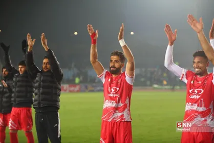 دیدار تیم&zwnj;های فوتبال پرسپولیس و خیبر خرم آباد