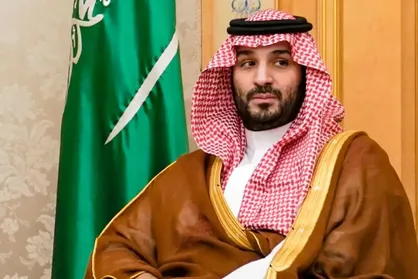 فایننشال&zwnj;تایمز: عربستان سعودی قراردادهای مشاوره&zwnj;ای جدید را متوقف کرده و برخی از پرداخت&zwnj;ها را به تعویق انداخته است + عکس