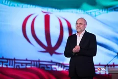 قالیباف از دختران شهدای مقاومت و خدمت تجلیل کرد + عکس