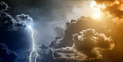 وزش باد شدید و رعدوبرق در پایتخت/هشدار وقوع سیلاب ناگهانی