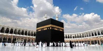 با پای کار آمدن مسئولین آموزش عالی کشور تسهیلات سفر عمره دانشگاهیان فراهم خواهد شد