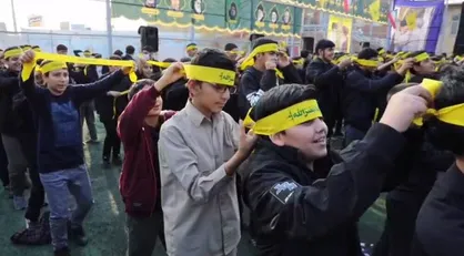 همبستگی بی&zwnj;نظیر دانش&zwnj;آموزان قمی در حمایت از جبهه مقاومت + فیلم
