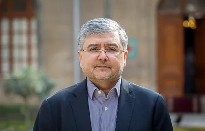 بیانات رهبر معظم انقلاب تئوریزه و در محافل دانشگاهی تبیین شود