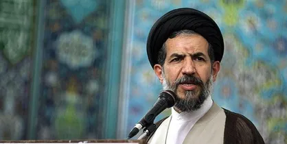 باید سیلی دیگری به گوش استکبار بزنیم/ مقاومت امروز راه را برای دنیای اسلام هموار کرده است