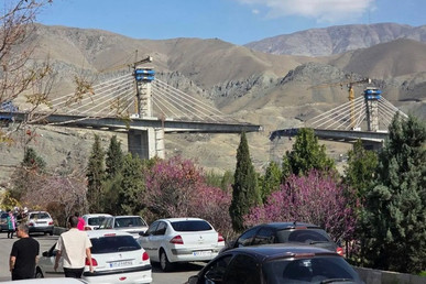 مهندسان ایرانی آستین‌ها را برای احیای پل B1 بالا زدند / آغاز شمارش معکوس ۱۸ ماهه برای احیای شاه‌بیت آزادراه شمالی کرج