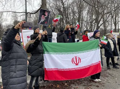 فرسنگ‌ها دور از خانه، اما به یاد میهن... + فیلم