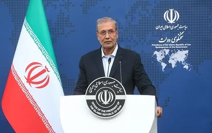 ربیعی: دولت از روز اول طرح فاصله گذاری را دنبال کرد / حفظ سلامت مردم اصل است / احتمال تداوم بحران کرونا تا یکسال آینده