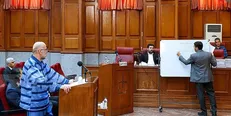 دادگاه رسیدگی به اتهامات طبری / وکیل دانیال زاده: موکلم چاره‌ای جز اخذ تسهیلات بانک ملی نداشته