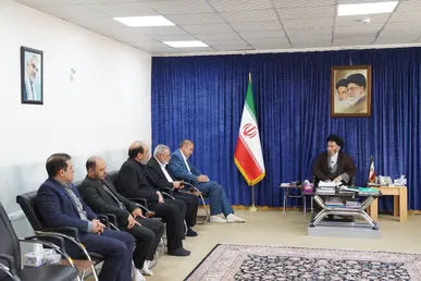 نماینده ولی‌فقیه در لرستان: هیچ‌گونه کوتاهی در نظارت‌ها پذیرفتنی نیست