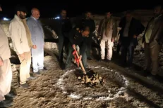 کلنگ اردوگاه زائران کربلای ایران در خرمشهر به زمین زده شد