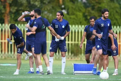 تقویت آبی&zwnj;ها با بازگشت یک ستاره/ بازیکن خارجی استقلال جواب نداد