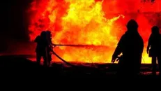 گسترش شدید آتش‌سوزی در پالایشگاه آرامکو در ریاض + فیلم