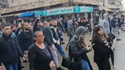 تظاهرات مردمی علویان در اعتراض به نقض حقوق اعضای این طایفه توسط دولت خودخواه جولانی در سوریه