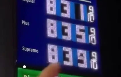 اعتراض و تعجب شهروند آمریکایی از مشاهده قیمت نجومی سوخت در پمپ بنزین کالیفرنیا