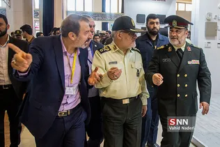 پلیس