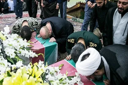 پیکرهای مطهر ۲ شهید مدافع حرم در ستاد نیروی هوافضای سپاه تشییع شد