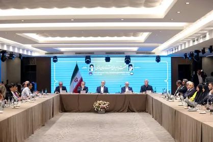 پزشکیان: ارمنی&zwnj;ها در جامعه ایران بسیار خوشنام، محبوب و عزیز هستند