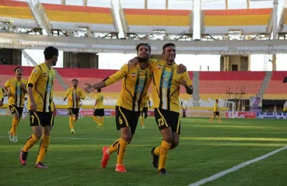 توافق 3 ساله مهرداد محمدی با تیم آوس پرتغال