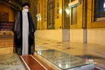 تجدید میثاق ابراهیم رئیسی با امام خمینی (ره) و شهدا