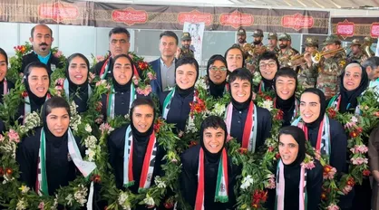 ملی&zwnj;پوشان فوتبال بانوان به ایران بازگشتند