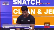 عالی‌پور جبران کرد؛ مهار موفق وزنه ۲۱۸ کیلوگرمی در حرکت سوم دوضرب