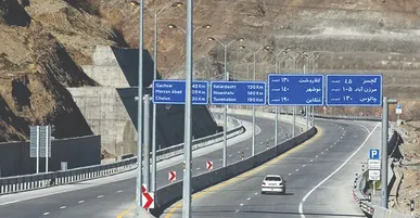 ثبت تردد ۶۰ هزار خودرو در آزادراه تهران ـ شمال/ پیش بینی ترافیک سنگین در پایان تعطیلات